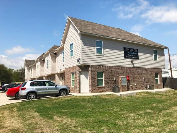 Elm Street Townhomes